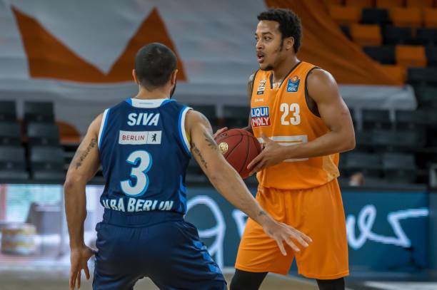 湖人重磅出 湖人重磅出